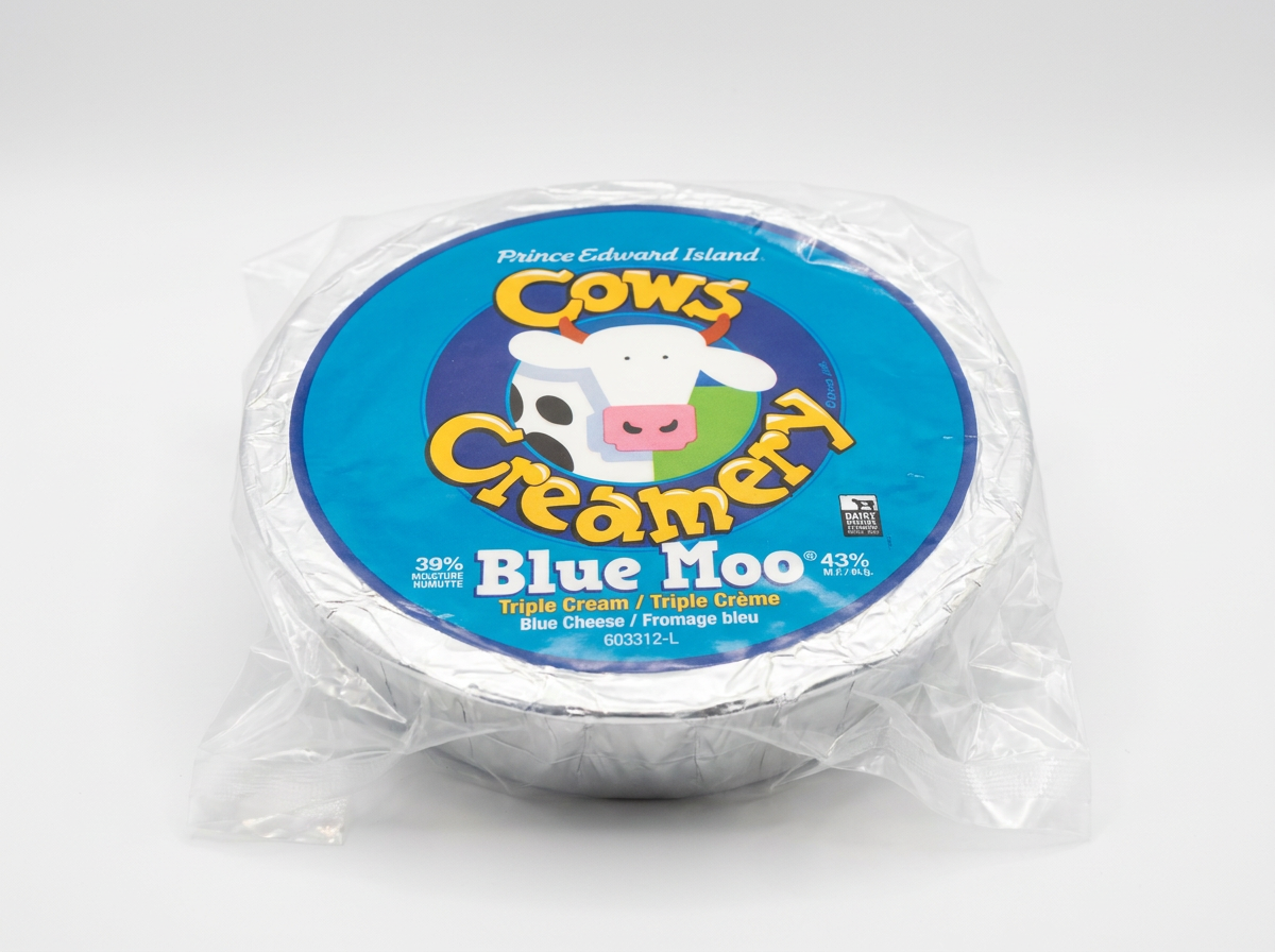 COWS Creamy BULK BLUE MOO Cheese (1.65kg)